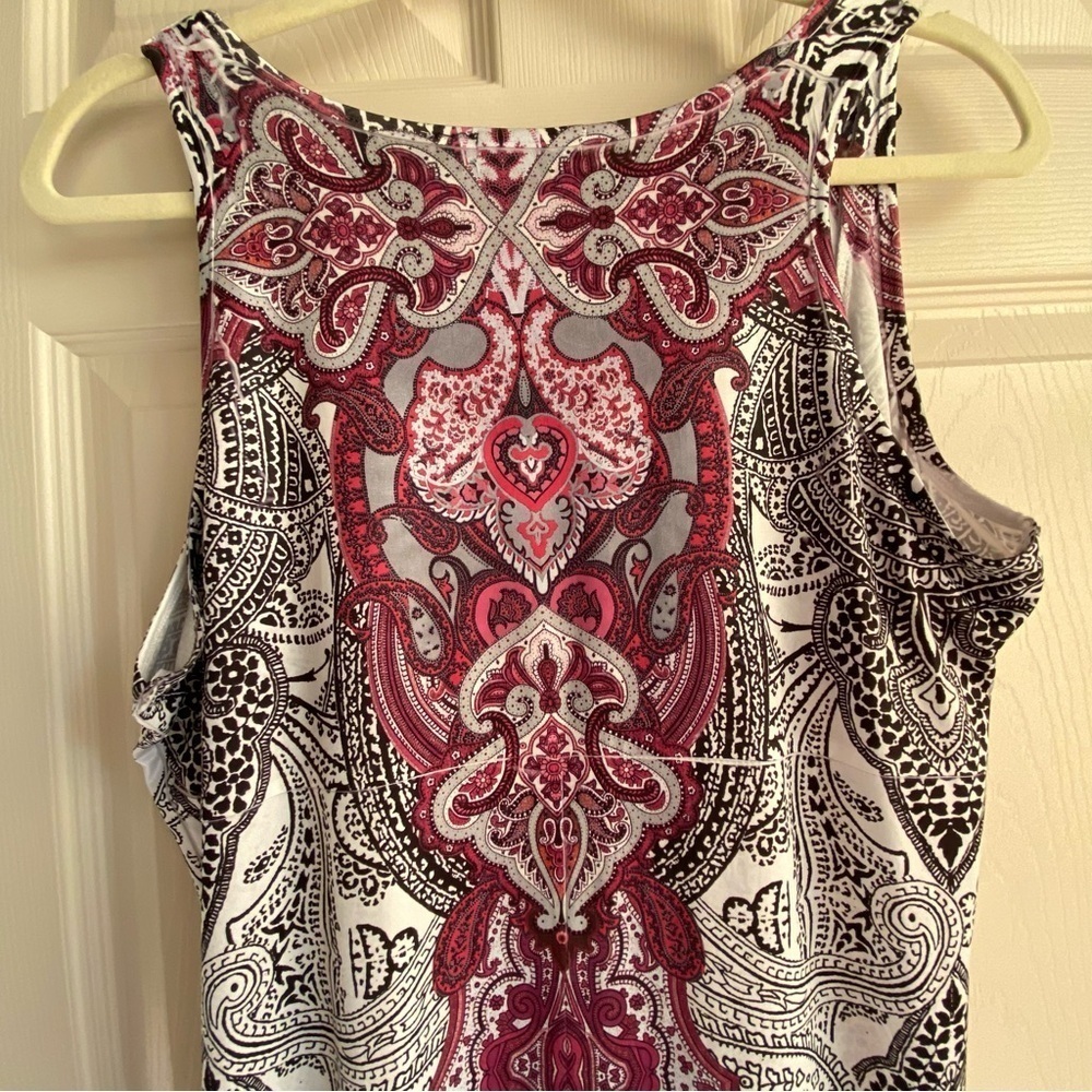 APT. 9 Dress Size M  Sleeveless Embroidered with Rhinestones On Front - Picture 4 of 7